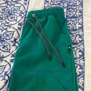 Hunter green jogger scrubs